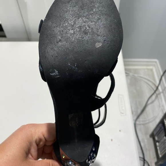 Black suede Marciano heels - Picture 5 of 5